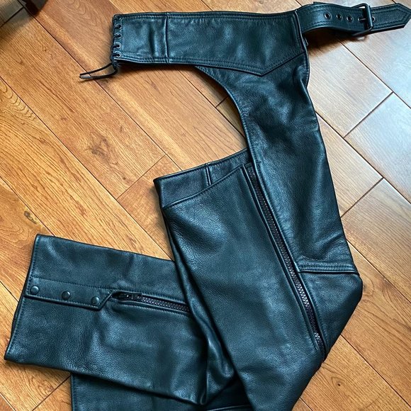 Women's Leather Chaps